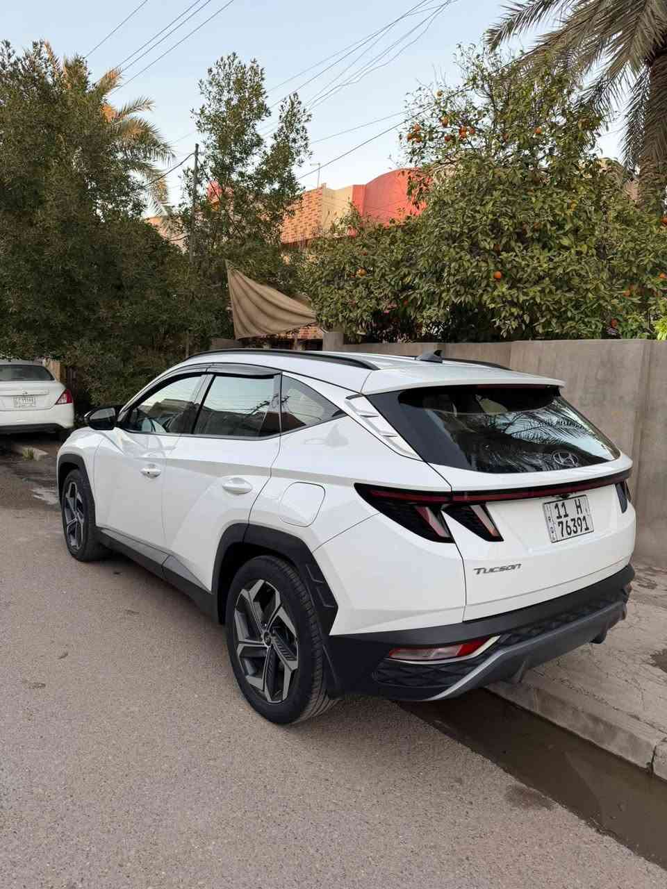جديد عيسى كار لتجارة السيارات 🔥
هيونداي توسان 2022 | بحالة الوكالة 💎
​لكل اللي يدور على النظافة والمواصفات العالية،  الفخامة والاعتمادية الأولى بمواصفات ممتازة وجاهزة للاستخدام فوراً.
​📌 تفاصيل ومواصفات السيارة:
​الموديل: 2022 🔑
​المواصفات: خليجي أصل 🌍
​الممشى: 68,000 كم فقط (حقيقي) 🛣️
​الحالة العامة: مكفولة كفالة عامة ماعدا صبغ شيء بسيط بالكارت مكفولة من  الحوادث (سيارة جديدة بمعنى الكلمة) 🛡️
​الفئة: كاملة المواصفات (فول) ما عدا البانوراما ❌☀️
​✨ من مميزاتها:
​محرك قوي واقتصادي مع ميزة القيادة المريحة.
​تصميم عصري مع إضاءة LED نهارية مميزة.
​ويلات دبل () بشكل رياضي جذاب.
​داخلية نظيفة جداً وبحالة بلادها.
​📞 للاستفسار عن السعر، ومزيد من التفاصيل، يرجى مراسلة رسائل الصفحة مباشرة أو الاتصال بنا.
📞 ***********

​📍 العنوان: [..: بغداد - ...]
📱 رقم الهاتف: [***********]

​#عيسى_كار #سيارات_للبيع #هيونداي_توسان #توسان2022 #سيارات_خليجي #سوق_السيارات

