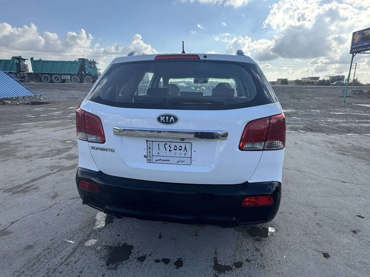 سلام عليكم
سورنتو 2011
رقم ديالى الماني سنويه لغايت 2030
تحويل مباشر بدون ضرر بيها بارد قليل 
مكينه2400 دوش
العنوان ديالى المقداديه جسر مهرو
السعر 145 وبيها مجال
***********
