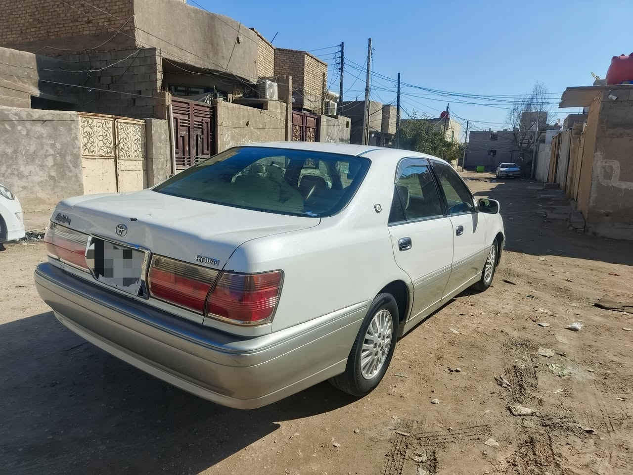 سلام عليكم  ملكه موديل 2002 دوات كصه جنطه بيه رقام فقط  مكينه وكير وحداديه جدد مكينه فيفيتي ام بطل  تخم تاير جديد مكان كربلاء  سعر 28 وبيه مجال بسيط ‏‪***********‬‏
