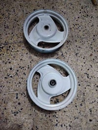 ويله لل بيع  البيض 20 السلفر 15 شراي اتصال07749451584 مو شراي لا تعبني...