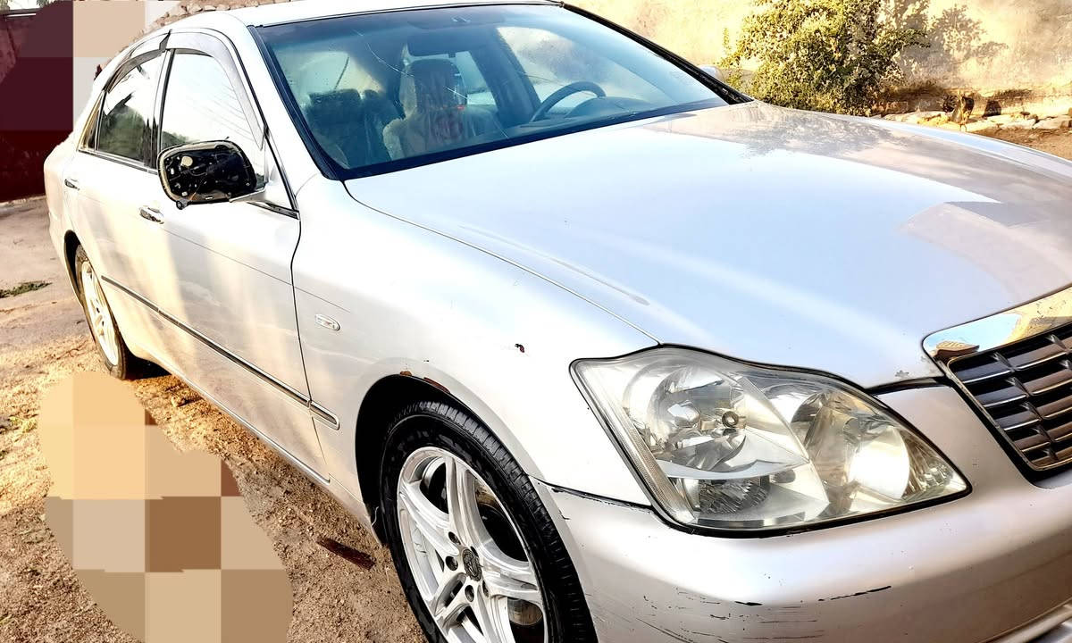 للبيع شاهينه موديل 2004 كص جنطه مكينه گير حداده كهربائيات كله شرط سياره جديده بمعنه الكلمه متؤمه بغداد طبق الاصل وسنويه عضم وملسق السعر 37بي مجال بسيط للتواصل ***********
