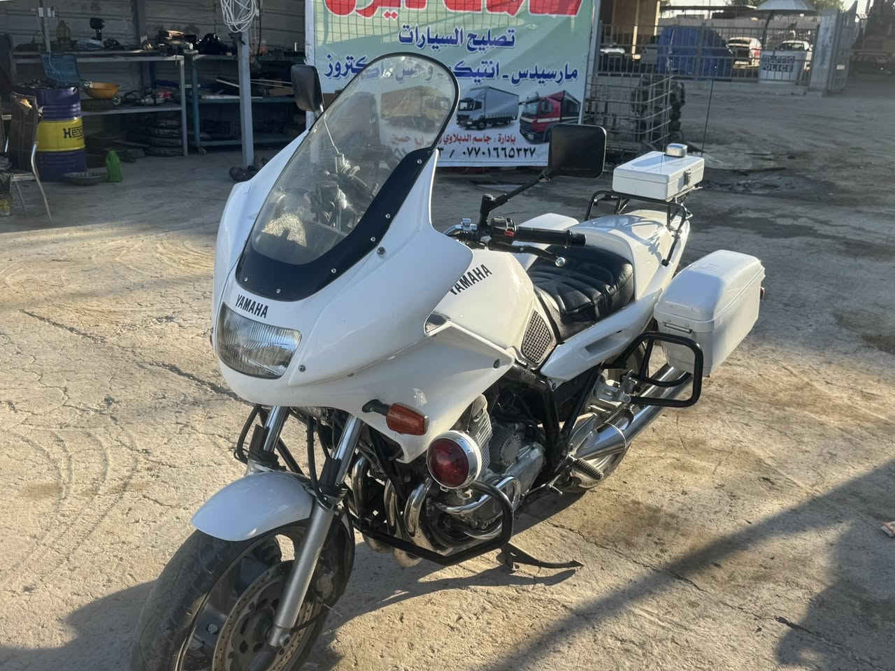 السلام عليكم 
شباب يوماها دفرسون 900
بلوليسي اصل مومدني ومحدث بوليس
رقم بغداد تحويل ثاني يوم 
دراجه جاهزه 
مابيهه كل نقص يعني الدراجه جاهزه مال جناي يعني والشوف احله من الصور 
السعر 40 وبيها مجال 
العنوان بغداد ***********
***********
