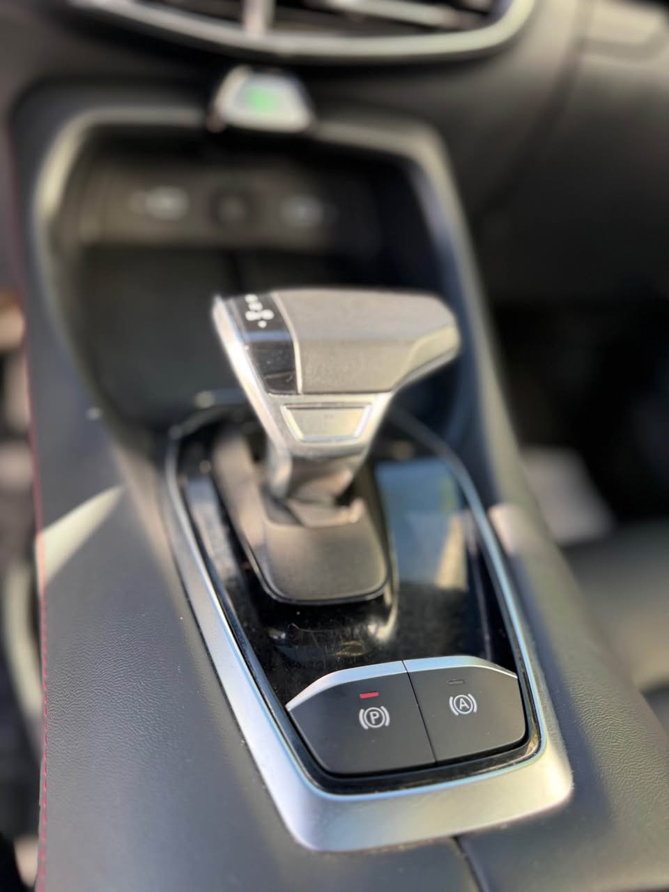MG GT 2025 Torbou
جیتی تۆربۆ  ـــ ٢٠٢٥  ــــ سەیارەکە سفرەو ١٢ هەزار ڕۆشتووە ـ
کامێرا ٣٦٠ پلە ـــ کوشن جڵد ــ حاسە ــ کێچ دیجیتاڵ ــ تەحدید سرعە  ــ شاشە ئەکتئڤ ــ  شاشە بیلاد ــ   مەکینە ١.٥ ی تۆربۆیە ــ زۆر جوانە و پاکە و نموونەیە سەیارەکە
***********
*********** السليمانية, العراق
