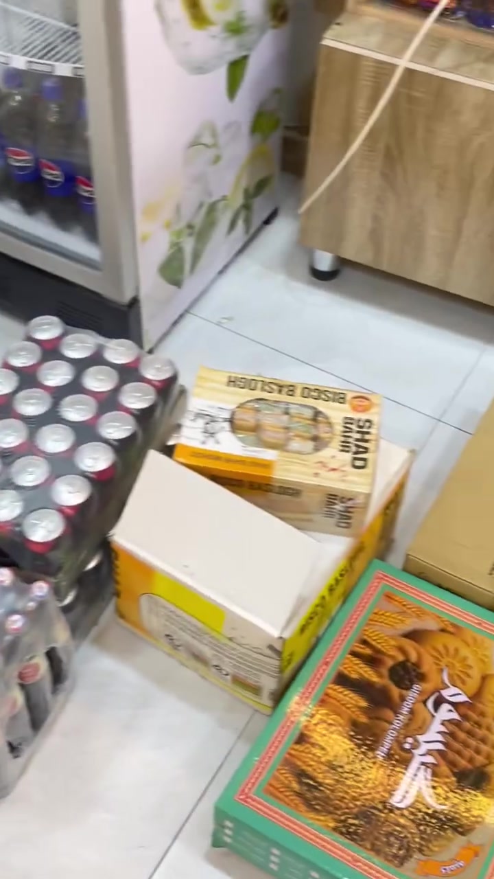 �📢 وصلت بضاعة جديدة ومميزة إلى كرزات تيمو 📢🎉

نوّعنا لكم تشكيلة كبيرة من المنتجات الطازجة والفاخرة 🌟

🍫 جكليت مستورد بمختلف الأنواع
🥜 مكسرات درجة أولى
🍪 بسكويت وشوكولاتة فاخرة
🍬 حلويات متنوعة تناسب جميع الأذواق
🌰 كرزات مشكلة ومفردة بأفضل الأسعار

✅ جودة عالية
✅ أسعار مناسبة
✅ خدمة توصيل متوفرة

📍 العنوان: داموك - شارع الضباط - مجاور مخبز البدري
📲 للاستفسار والطلبات واتساب: ***********

زورونا وشوفوا أحدث الأصناف والعروض اليومية 🌹
كرزات تيمو… الطعم اللي يستاهل التجربة ❤
