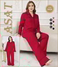 تراكات نسائية • جملة • أسعار مناسبة