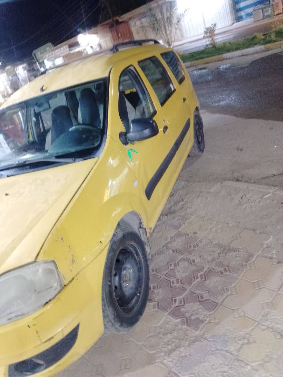 السلام عليكم رينو 7راكب البيع السعر 45وبيها مجال العنوان سماوه الخضر ***********
