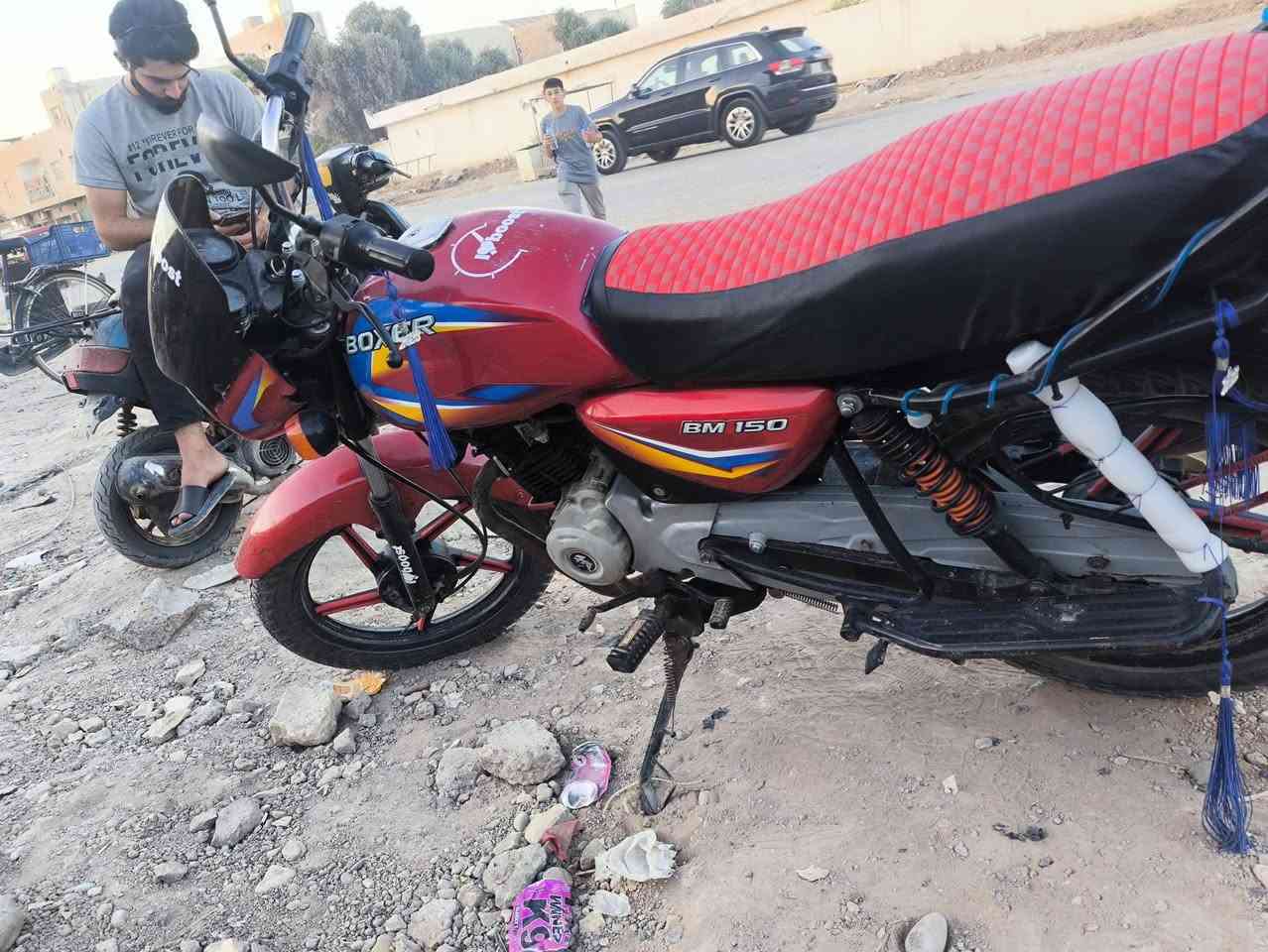 بوكسر كلاسك موديل 20 للبيع فقط خمس نمر اوراق اصولي يترقم مكينه ناعمه كهربائيات شغاله وكامله مكاني ديالى الخالص السعر ٨٠٠ وبيهه مجال***********
