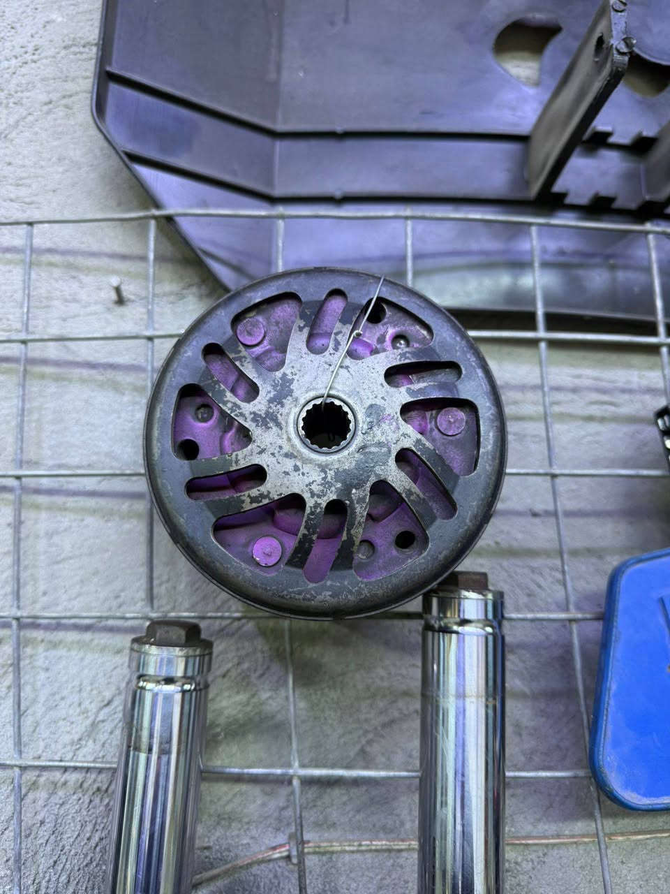 السلام عليكم غراض تزويد مال سكنس للبيع
طاسه مال كلج رياضي
 كلج خلفي رياضي
 دبل امامي وياه فجه
دشلي مال سرعه
فج رياضي
سبعه مال كفر امامي مال فحل
قبق جوزه رياضي
مكاني الاعضميه الاتصال ***********
