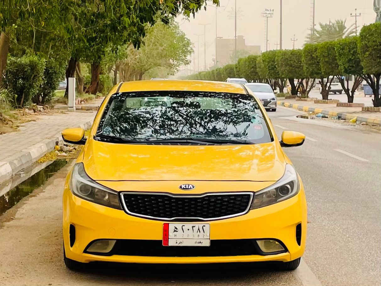 سلام عليكم البيع كيا فورتي موديل 2017وارد امريكي حادث جاملغ بدون دواخل ولباقي مكفولة كفالة عامة اليبل واحد سيارة جديدة وجاهزة من كلشي تبريد ثلج حدادية تخم تاير كير ومكينة 2000 دوش مكفولات سنوية الغاية  2029 هيئه  غرامات مصفره سيارة احله من صور السعر  113  الأستفسار اكثر الاتصال عله ***********  مكان سيارة كربلاء مكلف بنشر
