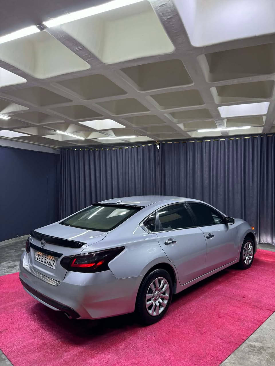 السلام عليكم ورحمه الله وبركاته 
نيسان التيما 
2018
S

ماشيه 118
بدووووون صبغ
بدوووووووون ضرر
بدووووووووون ايرباگ
فقط باب السايق مبدل بلاد
والباب الي وراه مفتوح
گير محرك تبريد تدفئه كله بشرررط
حداديه امامي خلفي تايرات كله بشرط
رقم اربيل الجديد
صور السياره والسونار بالمنشور 
السعر 131 وبي مجال بسيط للشراي الجاد
الخاص مفتوح
للاستفسار ***********
