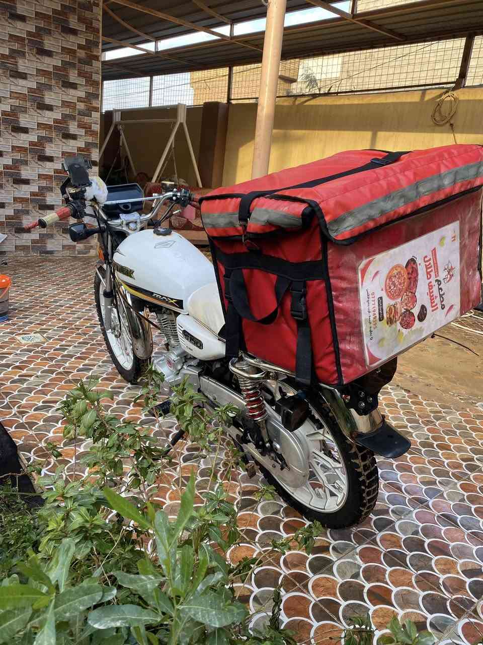 سلام عليكم سونلك موديل ٢٤ كاملة مكملة من كل النواحي مراوس بوكسر ١٨ او ١٩ مكان ديالى بعقوبة اي ستفسار ***********
