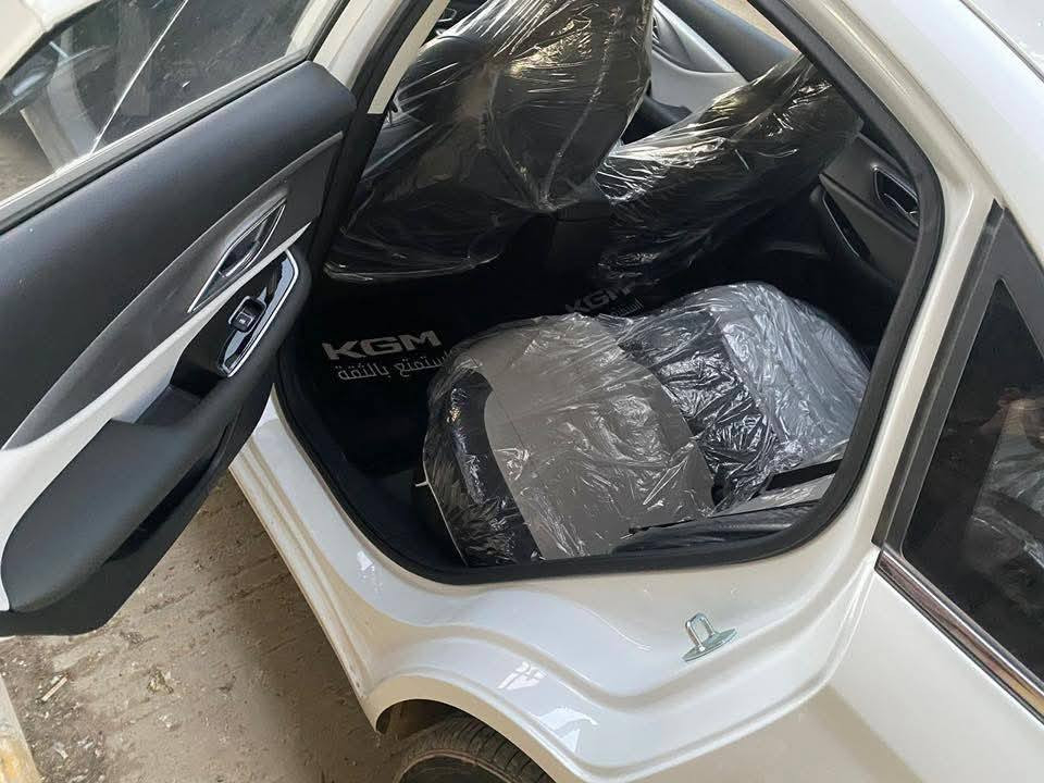 السلام عليكم سيارة بايك u5. 2026 لون ابيض زيرو بعده بالشركه الي يشتري ياخذه من الشركه مباشرة السعر 135وبيه مجال قليل  رقم موبايل *********** هاي صور سيارة نفسه بالفيس والمعروضه بعده بالشركه
