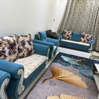 تخم ١٠ مقاعد • نظيف • بدون كسر