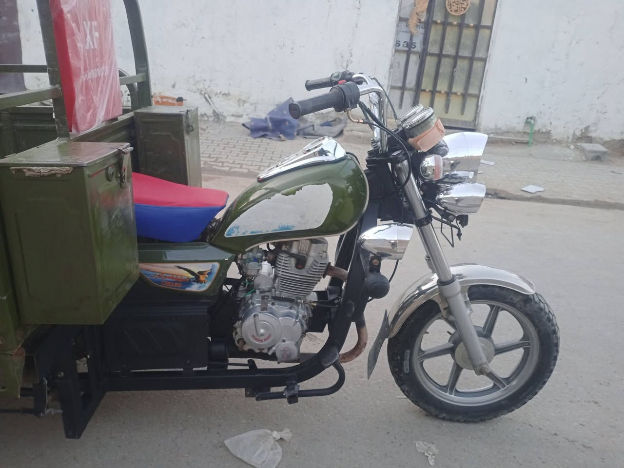 السلام عليكم ستوته للبيع موديل 20 مكاني ديوانيه الاتصال على هذا الرقم ***********
