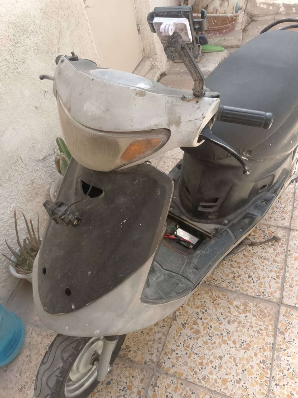 دراجه قجمه وكمه ضعيف
بيع ع وضعيته 
175 الف 
مكاني الحسينيه


**إذا كنت صاحب هذا الإعلان وتريد حذفه لأي سبب، رجاءا أرسل رسالة إلى الدعم الفني**