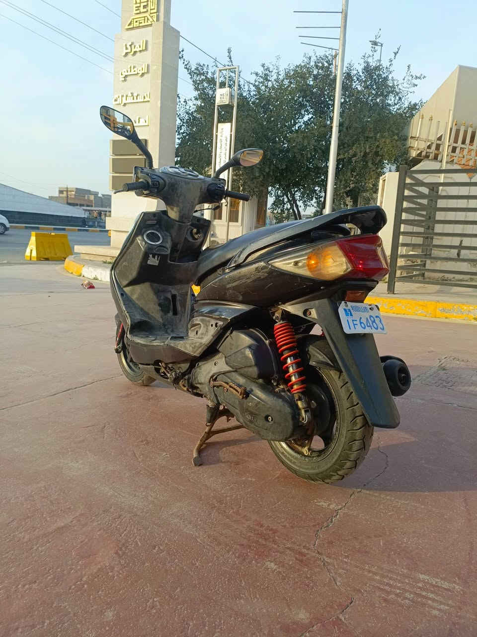 سلام عليكم دراجه سكنس فحل مكفوله كفاله عامه مال رمبه شرط محرك مامفتوح السعر 650 بيها مجال 
مكاني بغداد الكرخ العلاوي قرب بانزين خانه ***********
