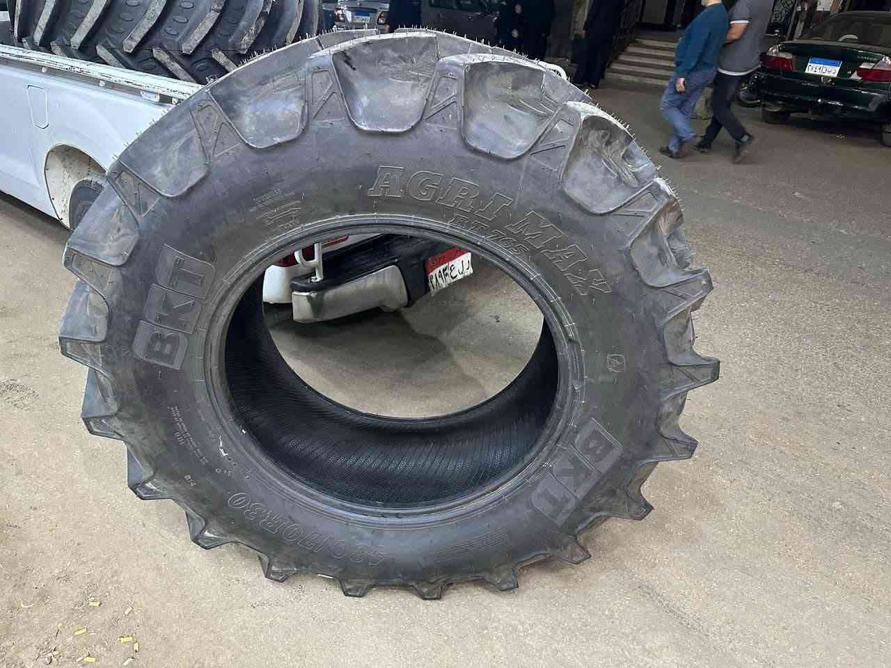 باكت هندي جميع المقاسات
650/65/38
580/70/38
600/65/30
540/65/30
480/70/30
600/65/28
480/70/30
أيمن أحمد لتجارة الجرارات والإطارات 
010 99002757 
010 28502277


**إذا كنت صاحب هذا الإعلان وتريد حذفه لأي سبب، رجاءا أرسل رسالة إلى الدعم الفني**