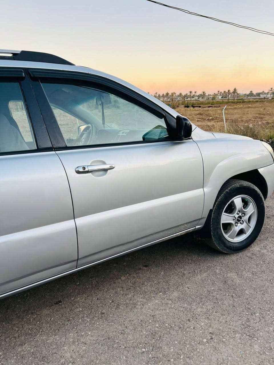 كية سبورتج ٢٠٠٧سعر ٨٥وبيها مجال قليل رقمها ديالى ***********
