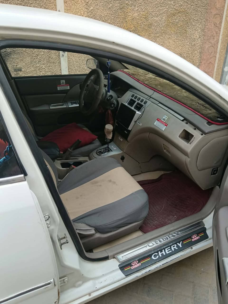 من رخصه الادمن شيريA5  موديل 2010 محور كورلا 1500  سياره شغال وخير من الله بسمي تحويل. مباشر سنويه 2030 هزه جديده صدر امامي خلفي خير من الله سياره جاهزه تبريد شغال السعر 35 ورقه وبي مجال بسيط مكاني بغداد ***********
