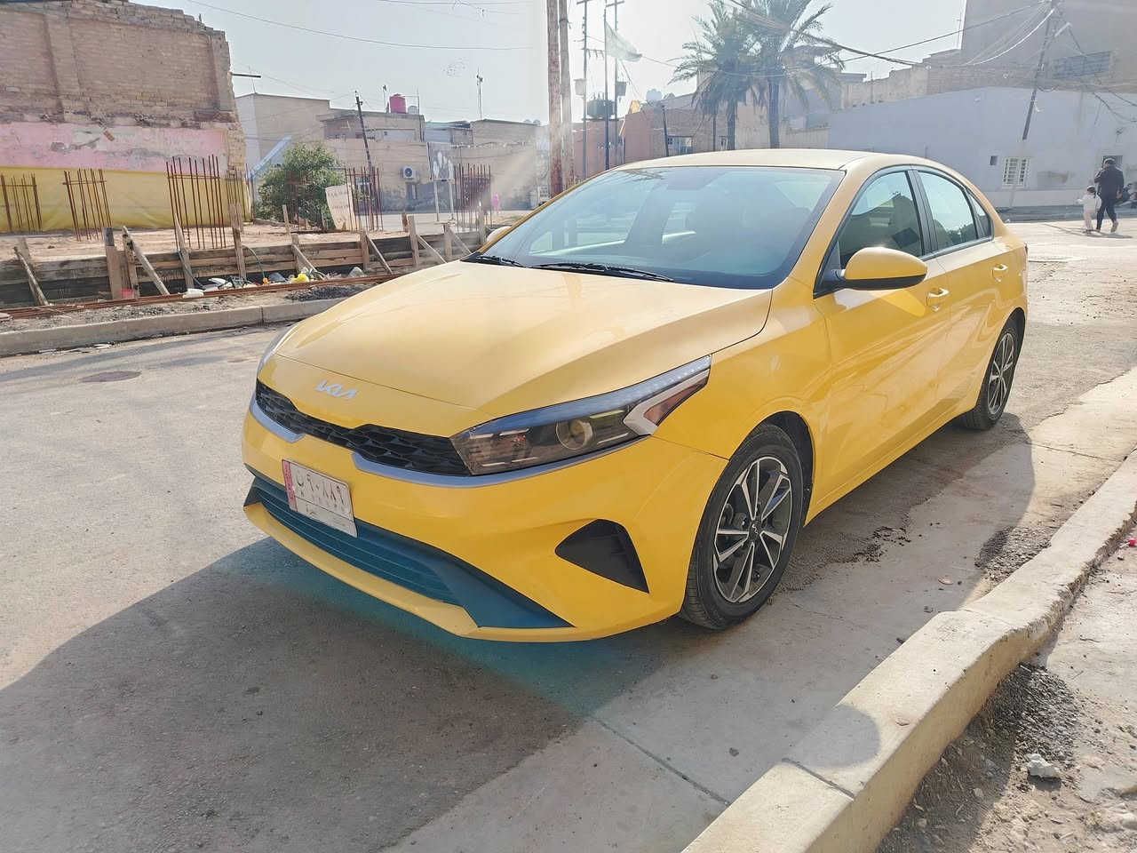 السلام عليكم فورتي 22 تبديل باب خلفي بدون ايرباك بسمي وبل عراق طخه بحافت البنيد موضحه بل صوروالسونار موجود بل صور  ماشيه ٦٨ السعر ١٥٥. اتصال ***********
