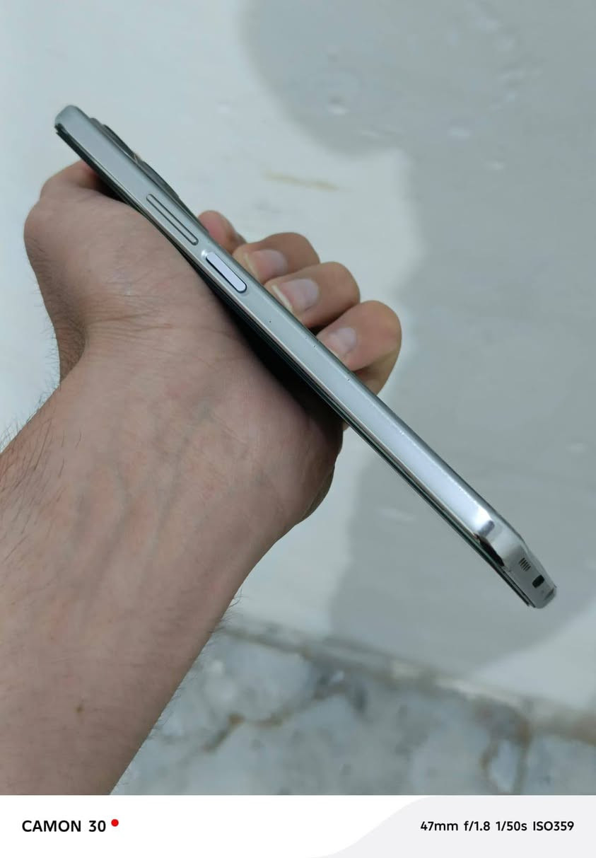للبيع
هونر اكس8 
HONOR X8 

الذاكرة 128
العشوائية6+2=8
لمعالج: 
سـ Snapdragon 680
 تكنولوجيا 6 نانو
بوبجي 40فريم
 وعالية الدقه 
فووول سلاسة 

البطارية 4000
منفذ الشحن تايـبـسـي 

بصمة وجهـ شغاله
+بصمة اصبع جانبية متوقفه

كامراته صافيات حلوات

للأمانه 
مستبدل شاشة اصلية وكاله
ام الفريم 
وكاله اخت البلاديه 

ويا حافظة جديده
+ويا لاسق شاشة

((  السعر 65 الف فقط ))

العنوان رمادي5كيلو 
هـ0781600860


**إذا كنت صاحب هذا الإعلان وتريد حذفه لأي سبب، رجاءا أرسل رسالة إلى الدعم الفني**
