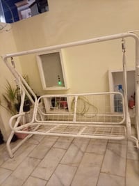 كنب حديد • ثقيل