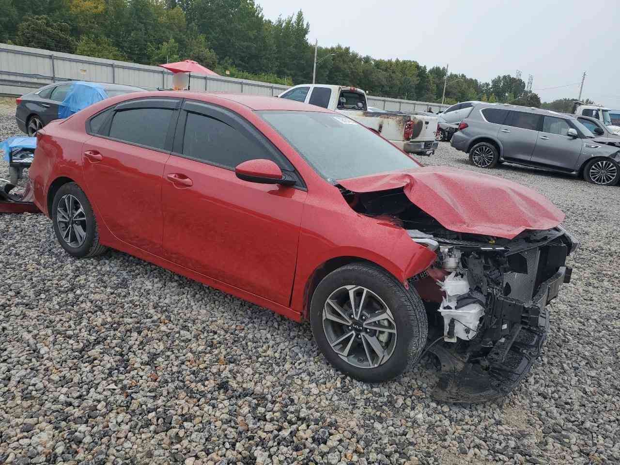 السلام عليكم
كيا فورتي موديل 2024 
حادثها كما موضح بالصور 
السياره حالين بلحره عمان
على وضعها بدون تصليح 
سعرها 115 وبيها مجال بسيط 
لاستفسار ***********
