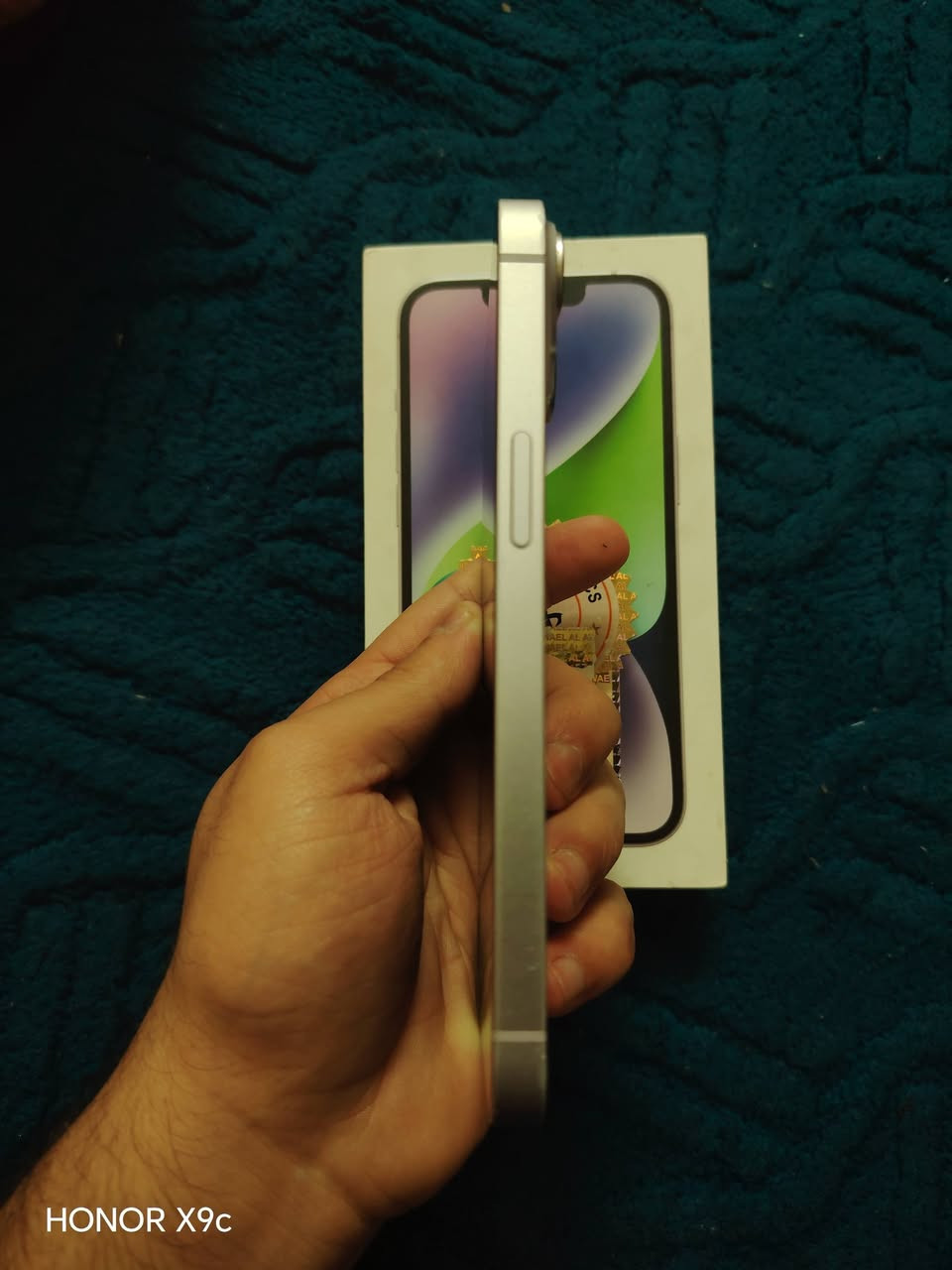 السلام عليكم ايفون 14 عادي
ذاكره 128
بطاريه 83
نضافت الجهاز 90/100
السعر.450 الف
رقم؛ ***********
