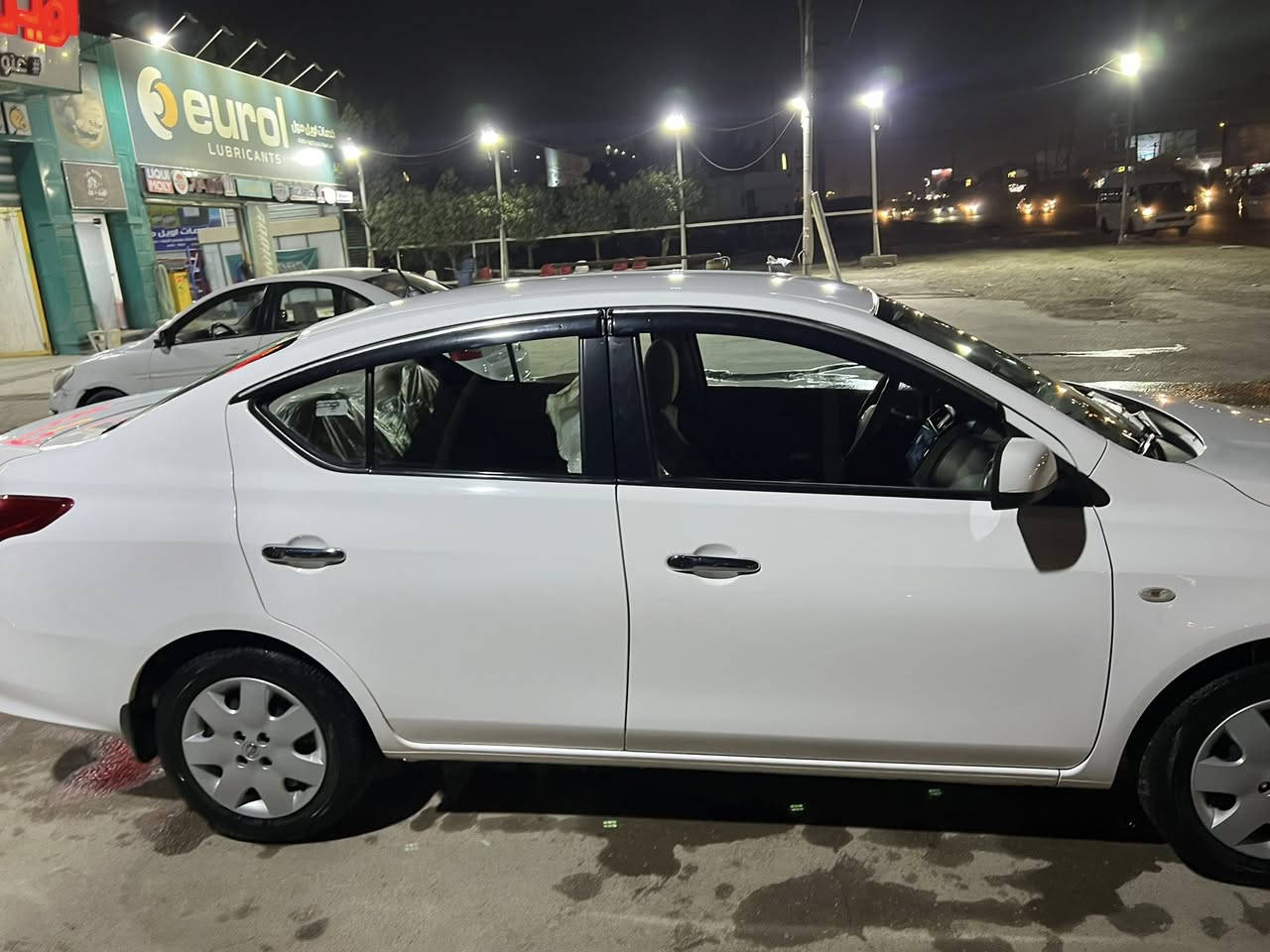 نيسان سني هندي 2022 ماشيه 54 بيها بنيد صبغ وبارد ب جاملغ رقم مميز سعرها 115 وبيها مجال ***********
