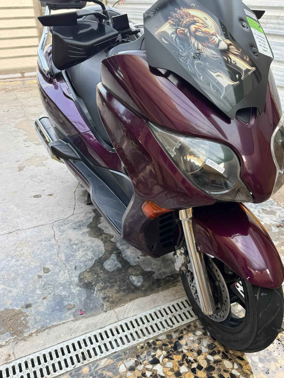 سلام عليكم شباب دراجه فورزه 010الدراجه خير من الله سبع نمر ستان كهرباء نيكل اي نقص مابيه هاي صوره تجي بنفسك وشوف نضافته خير من الله بنزين كله محسن مكينه خرسه السعر مليون 750وبيه مجال بصيط رحمه الوديكم المو شراي لا يتعبني هاي صور دراجه كدامك وبنز كلج جديد شاده العنوان بغداد شرطه خامسه ‭***********‬هاتفاوراقه كله كامله
