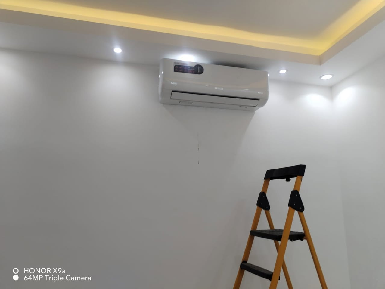 اليوم والحمد لله 
تم #نصب #سبلت  عدد  ٢  Tosot Inverter طن ونص 
في بغداد قرب مجمع الزهور 

#خدمات حيدر للسبالت  🪛🔧 وكل ما يخص #التبريد والتكييف 
تنصيب السبالت مع #عمل فاكيوم🧰
#غسل  وتنظيف و ادامة جميع #اجهزة التبريد🪣
#صيانة جميع السبالت والمكيفات   
للتواصل و الإستفسار اكثر مراسلة الصفحة او اتصل واتساب📞 ***********
تابعر البيج ليصل الى اكبر عدد ممكن 🙏
