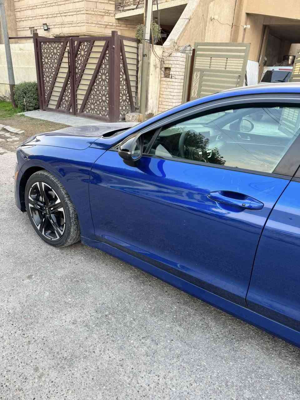 مرحبا حبايبي
اوبتما k5 جي تي لاين
محرك 1600 تيربو اقتصاديه جدا 
موديل 22
ماشيه 54 الف كيلو
صور وتفاصيل كامله مع صور الحادث مرفقه مع صور وضرره ماواصل لاشاصي لاتكم  
كير محرك صدر كهربائيات تخم تاير كله جاهز ومابيه اي نقص الحمدالله 
وارد حادث جاملغ خلفي جه السايق مصبوغ
باب السايق مبدل نفس لون 
ايرباك برده وكشن فقط مرجع سستم بصمه تشغيل بصمه ابواب تشغيل عن بعد كشن سايق تدفئه
كشن كهرباء 
٥ وضعيات قياده 
رادار امامي وخلفي وجانبي قياده ذاتيه مانع تصادم لايت كشاف بكلايت فول led
سايد بريك بصمه
اوتو هولد
شاحن تلفون لاسلكي
سعر البيع 180 وبيه مجال قليل حك الجيه
تحويل مباشر باسمنه مو باسم شركة 
العنوان بغداد العامريه
***********
