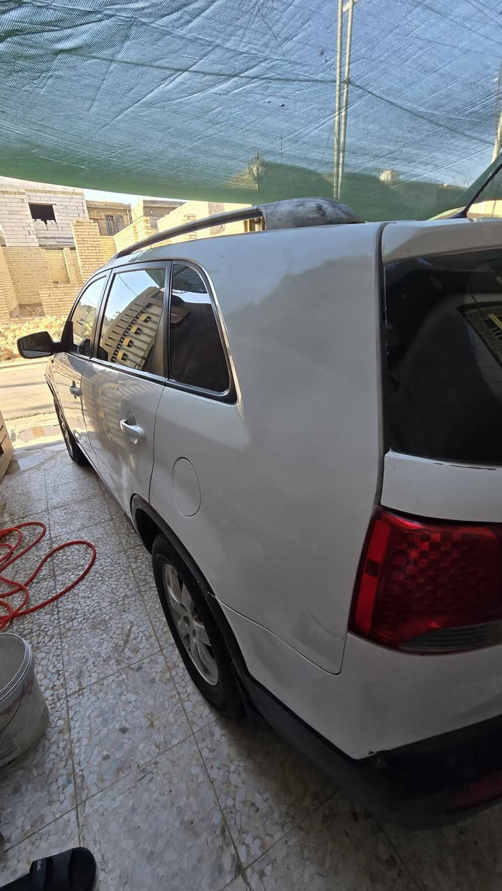 السلام عليكم سورنتو ٢٠١١
خليجي مكينه ٢٤٠٠ دوش 
٤ سلندر 
رقم بابل انكليزي تحويل مباشر 
٧ راكب سياره جاهزه مكينه كير حداديه تبريد قطعتين 
بيها صفحه صبغ والسونار موجود
والبنيد طاير ع قماره بيها شويه طعجات بصيطه 
معروضه ب ١٠٣  وبيها مجال بصيط 
موجوده بكربلاء طويريج 

***********
