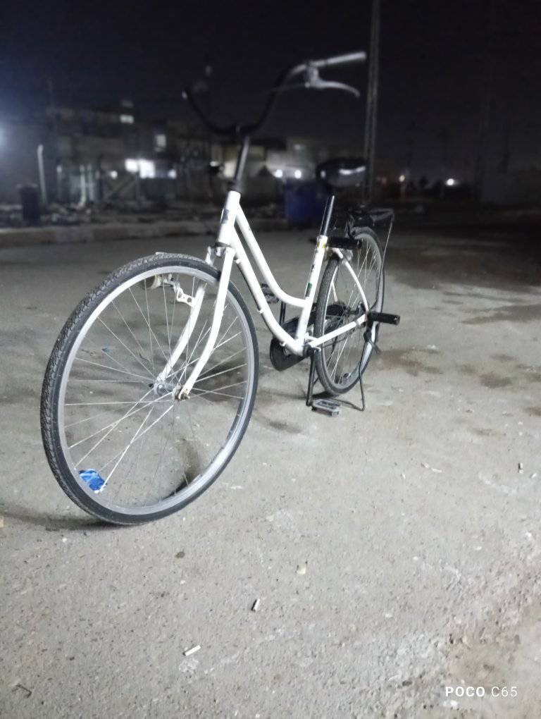 سلام عليكم بايسكل للبيع حجم 26غراض كاملة نضافة 95/100 مكان كوت شهداء سعر خاص


**إذا كنت صاحب هذا الإعلان وتريد حذفه لأي سبب، رجاءا أرسل رسالة إلى الدعم الفني**