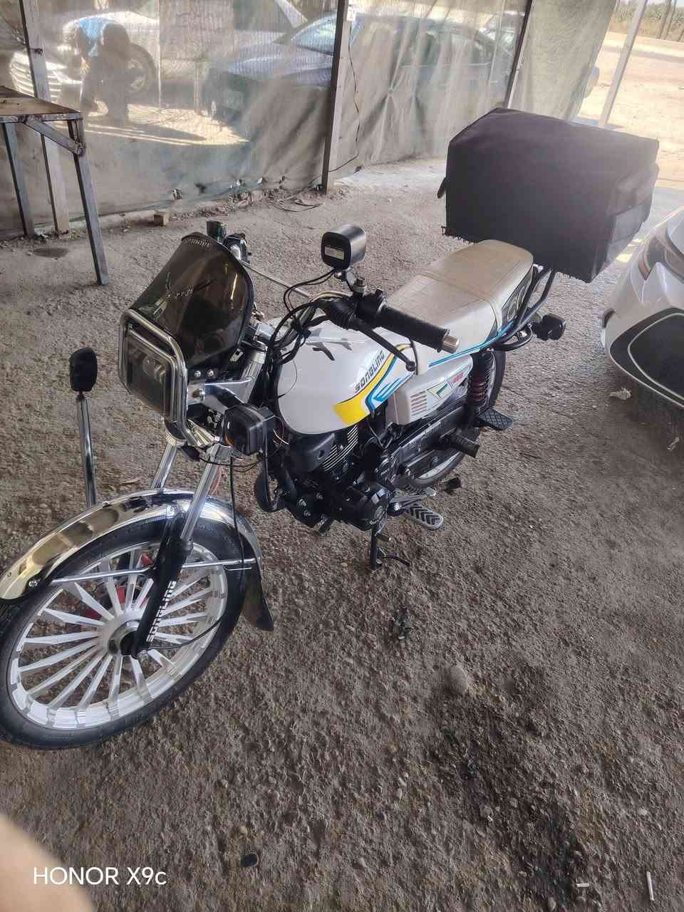 سونك موديل 2026ماشيه ٦٠٠٠بس
الحسينيه أوراق موجوده بصمتين سويجين سعر ٨٥٠
***********
