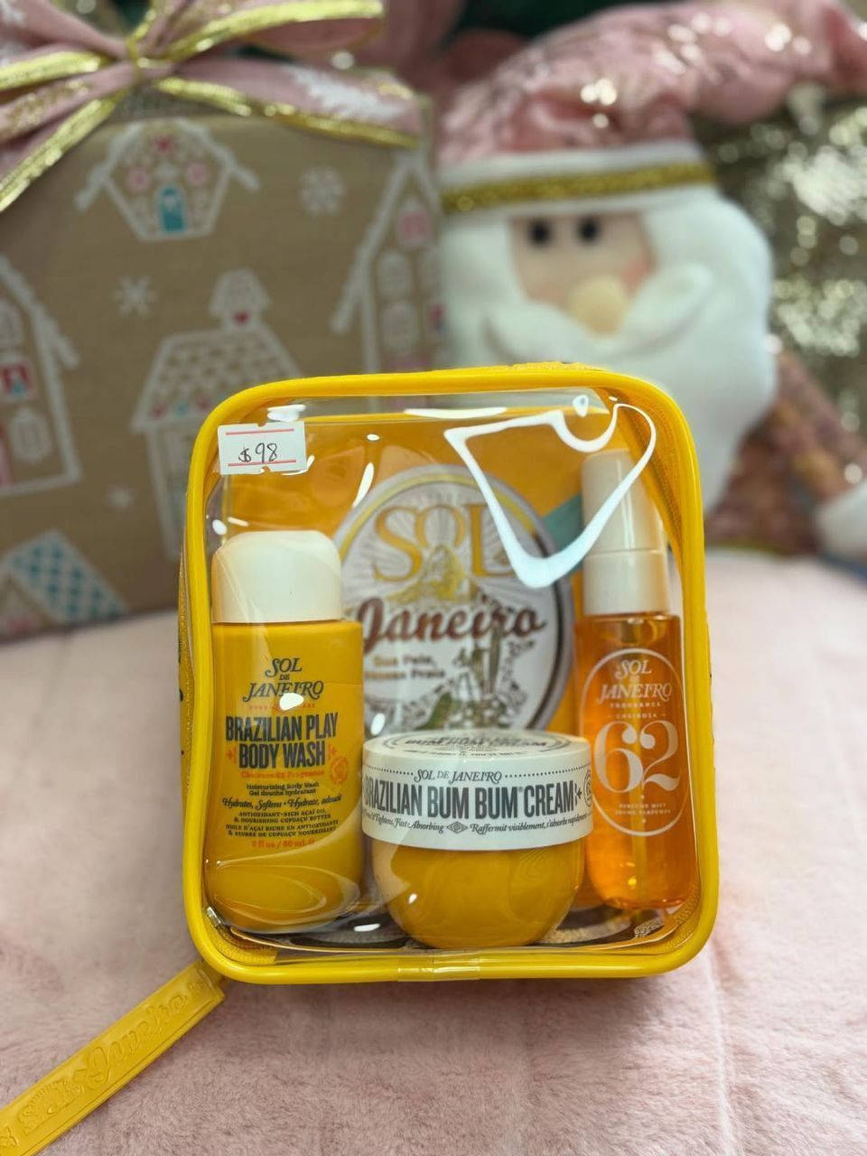 ✨ بكج ترافل سايز من سول دي جانيرو 🍊 (للجسم والشعر) ✨إذا تدورين على نعومة، ترطيب، وريـحة تبقى وياج طول اليوم 😍 فهذا البكج راح يصير مفضلج من أول استخدام 🌼💛 متوفر بالونين الحلويات🥮 +الورد 🌸

🧴 غسول الجسم (Body Wash):
• ينظف البشرة بلطف بدون ما يسبب جفاف
• غني بمكونات مرطبة
• يخلي بشرتج ناعمة ومنتعشة
• ريحة فواحة تدوم لساعات
• مناسب لكل أنواع البشرة

🧈 زبدة الجسم (Body Butter):
• ترطيب عميق يدوم طول اليوم
• قوام كريمي وغني يغذي البشرة من الأعماق
• يعالج الجفاف والتشققات
• يخلي الجلد ناعم مثل الحرير ✨
• مثالية للركب، الأكواع، والكعبين

🌸 معطر الجسم (Body Mist):
• ريحة أنثوية منعشة وخفيفة
• ثبات حلو بدون ما تكون مزعجة
• مناسب للاستخدام اليومي بعد الشاور أو بأي وقت
• يكمل روتين العناية ويعطي إحساس بالنظافة والانتعاش
😍✨ لا يفوتج هالبكج العملي للسفر أو الاستخدام اليومي ✨
#الاصلي
السعر 11الاف
🚘يوجد خدمة توصيل لجميع محافظات العراق 5الاف 🚘


**إذا كنت صاحب هذا الإعلان وتريد حذفه لأي سبب، رجاءا أرسل رسالة إلى الدعم الفني**