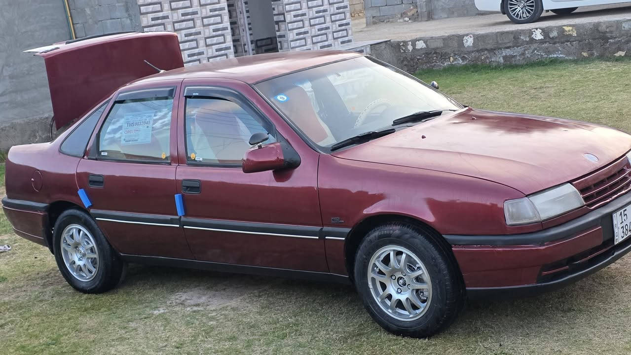 يالله اوبل فكترا موديل 91 محرك 2000 بلادي صبغ عام #السعر34  جماليه فقط أرقام انكليزي سنويه لل 2031 هزه جديده تخم تاير محرك كير صدر كهربائيات كلها شغاله مكاني رمادي للاستفسار ***********
