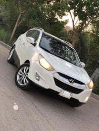 توسان ٢٠١٠ • فور ويل • مكينة ٢٤٠٠