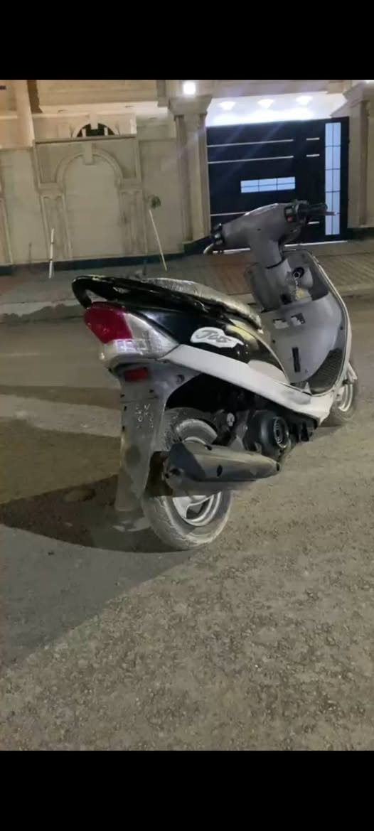 سلام عليكم دراجة ماكس منغولي دراجة 49 بلادية ما مفتوح شرط سلف هندر كهربائية كلة شغال دراجة محركهة حيل ناعم وحلوة شلعة ومعدل كيجات شغالة دراجة ما متعوبة بعدة زيرو جديدة السعر 650 وبيهة مجال *********** ختم واحد كلهة شرط مكاني تكريت حي الجمعية
