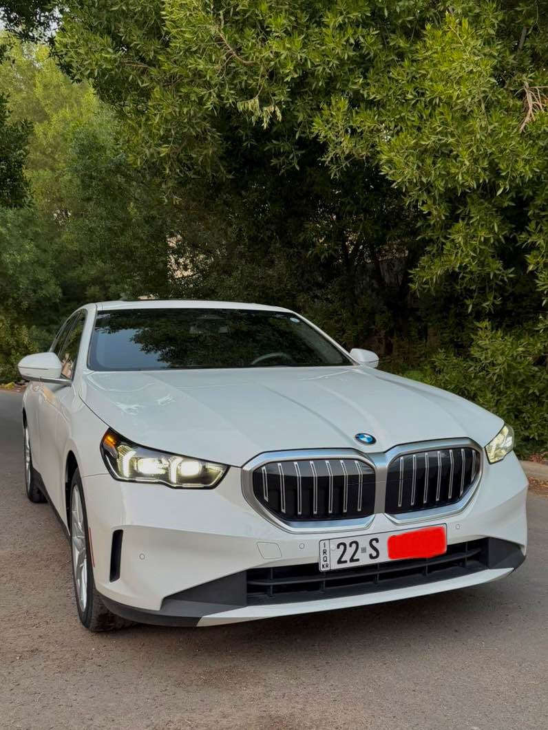 🇩🇪🇩🇪 BMW       530i         
الموديل : 2024 
وارد امريكي كفاله عامه من كلشي 
ماشيه 36mi 
رقم اربيل ب اسمي وتحويل مباشر 
تضليل نسبه 80% 

المواصفات 

🔸بصمه 
🔸تشغيل عن بعد
🔸فتحه سلايد
🔸شاشه جبيره متصله 
🔸كشنات كهرباء + تدفئه 
🔸تحديد انظمه صوت الكزوز 
🔸تحديد مسار
🔸صندوك كهرباء
🔸اناره داخليه متغيره 
بيها بعد كلش هواي مواصفات متنذكر 
السياره جاهزه ومتحتاج بس تحويل 
العنوان : بغداد المنصور 
رقمي *********** بغداد, العراق
