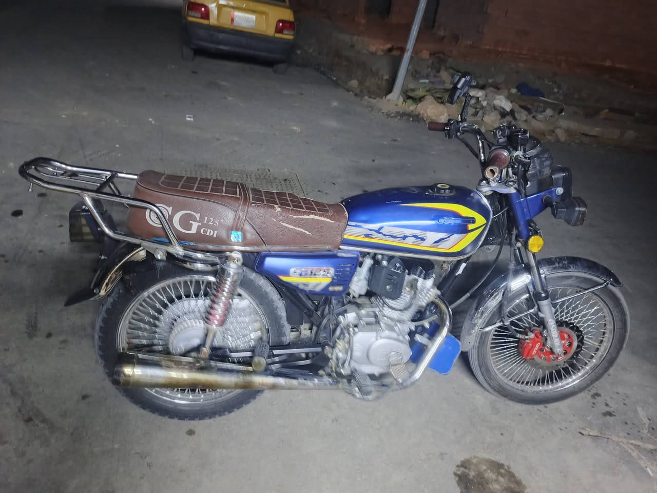 سلام عليكم دراجه كير لبيع دراجه تايكر مديل 24 مكينه ما ملعوب بيه دراجه خير من الله اوراقه ضايعه بلبيت اكفله سرقه وعشاير مكاني سماوه قرب مستشفى لولاده سعر 450 وبيها مجال حك جيه ‏‪***********‬‏ كهرباياته كله شغاله
