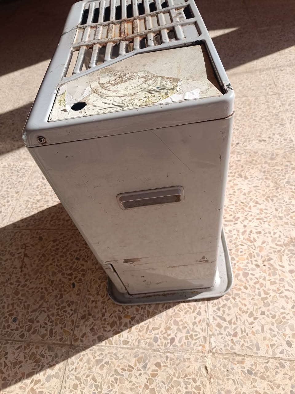 سلام عليكم
صوبه نفطيه للبيع نقص فتيله فقط سعر ٦٠ الف وبيها مجال


**إذا كنت صاحب هذا الإعلان وتريد حذفه لأي سبب، رجاءا أرسل رسالة إلى الدعم الفني**