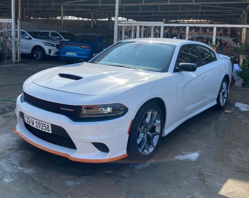 دودج جارجر GT موديل 2023 امريكي بدون إيرباك بدون داخل السيارة بيها تبديل جاملغ نفس اللون الاصلي گير ومحرك وباقي تفاصيل السيارة كلها مكفولة

💎 ســعــر ✅ ::  الــرد تلقائي📮

المواصفات
مكينة 6 سلندر
كير اوتوماتيك
دفع خلفي
شاشة وسط كبيرة
كاميرا خلفية
بصمة تشغيل
دخول ذكي
تحكم بالمقود
كشنات سبورت
نظام مانع الانزلاق
مانع تصادم
حساسات امامية وخلفية

رقم صاحب السيارة 
***********
