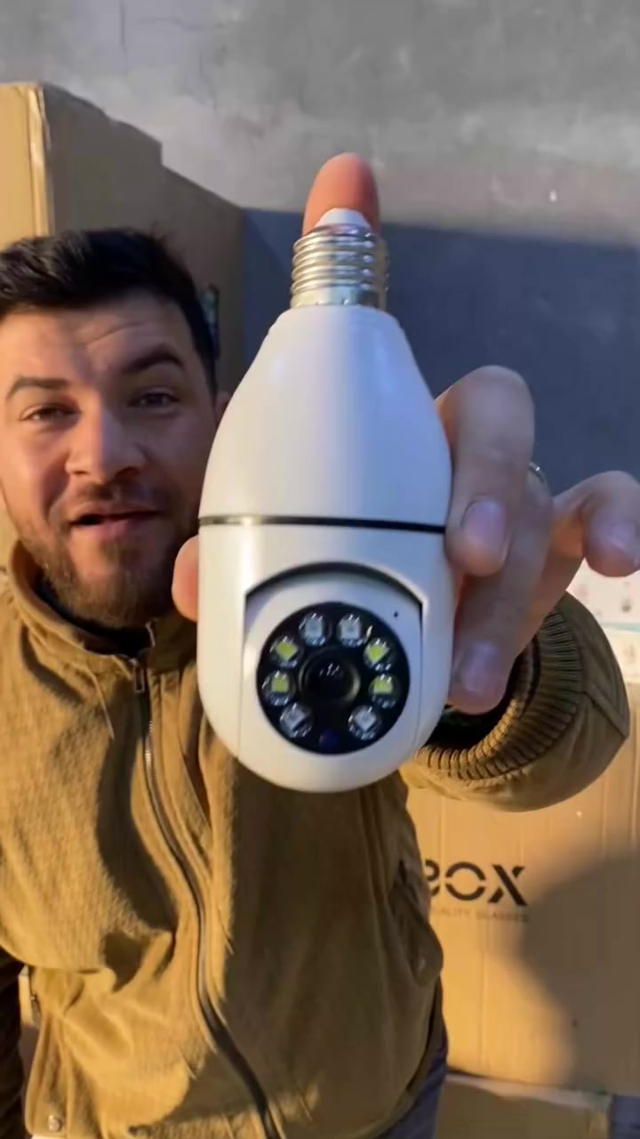 كاميرا مراقبة ذكية بزاوية دوران 360°
موديل: ez123
العرررض الناري 🔥💯🎉
سعر القطعة ١٣ الف دينار فقططط 🔥💯🎉
سعر القطعتين ٢٤ الف دينار فقططط 🔥💯🎉
سعر ٣ قطع ٣٤ الف دينار فقططط 🔥💯🎉
يوجد توصيل لكافة محافظات العراق 
بغداد ٣ الالف
بقية المحافظات ٤ الالف 

توفر مراقبة شاملة بدقة عالية وتغطية كاملة للمكان بفضل إمكانية الدوران الأفقي والعمودي

تدعم الاتصال عبر شبكة الواي فاي للتحكم والمراقبة عن بُعد من خلال تطبيق الهاتف

مزودة بخاصية التصوير الليلي لرؤية واضحة حتى في الظلام

تدعم التكبير، التصغير، والإمالة لتحديد أدق التفاصيل

تحتوي على مايكروفون مدمج وسبيكر للتواصل الصوتي المباشر بجودة صوت نقية

تدعم إدخال كارت ذاكرة لتسجيل الفيديوهات والرجوع إليها لاحقًا

تنبيه فوري عند اكتشاف أي حركة بفضل مستشعر PIR

سهولة في التثبيت والتشغيل


**إذا كنت صاحب هذا الإعلان وتريد حذفه لأي سبب، رجاءا أرسل رسالة إلى الدعم الفني**