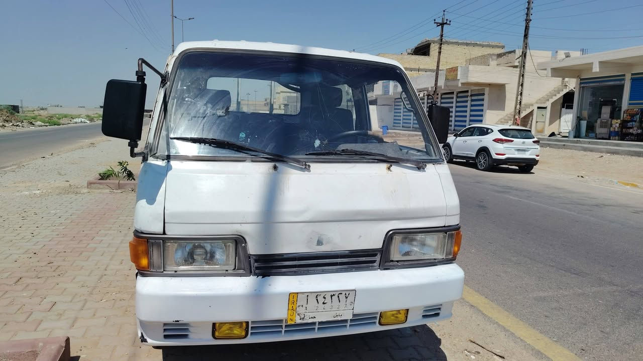 كيه مديل ٩٥ مشروع وطني سنويه لغاية ٢٧ وين ما تريد احولك شاصي رقم الشاصي مكفول دبل قمارة محرك كير صدر كهربائيات تخم تاير باتري جديد كبل للشارع مال حداده دوشمه تعمير جديد سمكره وصبغ سعر ٥٠ وبيها مجال شويه العنوان بغداد حسينيه الراشديه موبايل ***********
