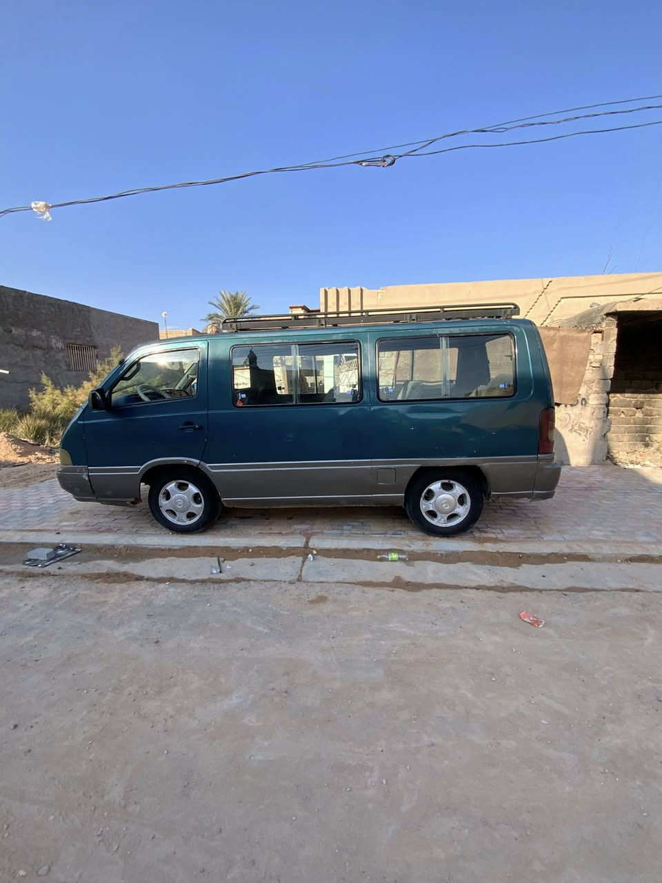 السلام عليكم شباب سياره استانا للبيع موديل 97 سنويه ساقطه من 21 رقم بغداد السعر 55 وبيها مجال مكان طويريج كربلاء اي طلب واستفسار هذا رقم الهاتف ماكينتها بيها تبخير***********
