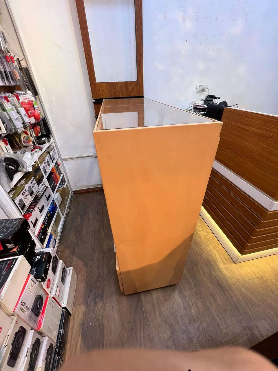 بترينا للبيع تنفع سوبر ماركت أو مكتبه 
البيع لعدم الاستخدام وسعر ممتاز جدا 
المكان مدينه نصر مكرم عبيد 
Phone 📱 01013875594


**إذا كنت صاحب هذا الإعلان وتريد حذفه لأي سبب، رجاءا أرسل رسالة إلى الدعم الفني**