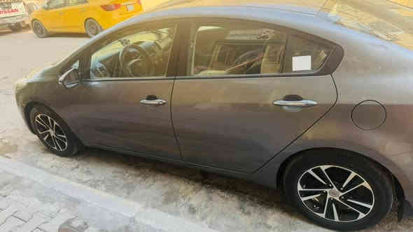 سيراتو موديل ١٦ خليجي فول موصفات كفاله عامه من الصبغ فقط طخه بين بابا صدر وبصفه موضحه بصور كير مكينه كفاله ع بلاد محرك ١٦٠٠ دوش مكاني بغداد الكرخ حيفا *********** سعره ١٢٨ وبيه مجال بغداد
