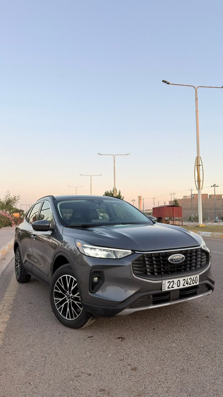 2025 𝐅𝐎𝐑𝐃   Hybrid 

🚨رقم اربيل +هزة وسنوية 2027

فورد. سكيب موديل : 2025 هايبرد بلگن بدون صبغ

محرك 2500 بانزين -كهرباء بلكن

اللون : نفطي  

عداد المسافة : 11  الف كم فقط

 فـــول مـــواصـــفات عدى الفتحة

عدادات الكــــترونــــي

شاشه ايباد جبيره تدعم كار بلي وخرائط

بصمة ابواب

بصمة تشغيل

شاشة دشبول ديجيتال

كــــاميــــرا 

كير ماوس 

هاند بريك بصمة

اوتو هولد : 𝐀𝐔𝐓𝐎 𝐇𝐎𝐋𝐃 

اوتو ستوب : 𝐀𝐔𝐓𝐎 𝐒𝐓𝐎𝐏

رادار امامي (تحديد مسار)

رادار جانبي  (نقاط عمياء)

رادار خلفي (التحذير من الاصطدام)

حساسات خلف

 نظام قيادة  رياضي واقتصادي وزلق 

تحكمات استيرن

🚨 السيارة بيها بارد بالجاملغ الخلفي فقط كلشي بيها بلادي 

مكان السيارة : 🚨الفلوجة

السعر 195$

***********
