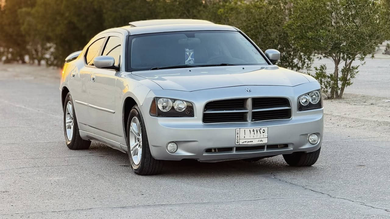 سلام عليكم 
جارجر 2010 فول مواصفات 1/1  فتحه 
6سلندر 3500 
السعر 114$ 
وارد أمريكي حادثه جاملغ امامي فقط وبعض الاماكن رش تجميل بدون ضربه مكينه وكير وحداده تخم تاير جاهزه اي نقص مابيه رقم بغداد مشروع وطني سنويه 2029 تحويل مباشر داخل جلد لونين مثبت سرعه سياره جديده عنواني البصره الاستفسار ***********
